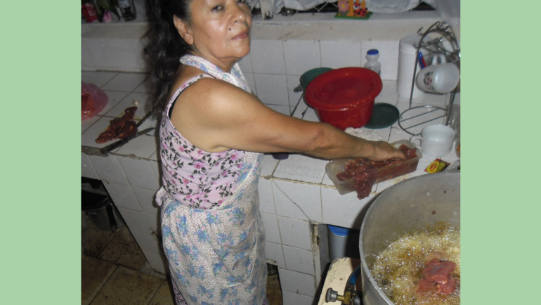 Entre el dolor de la agonía y la pobreza