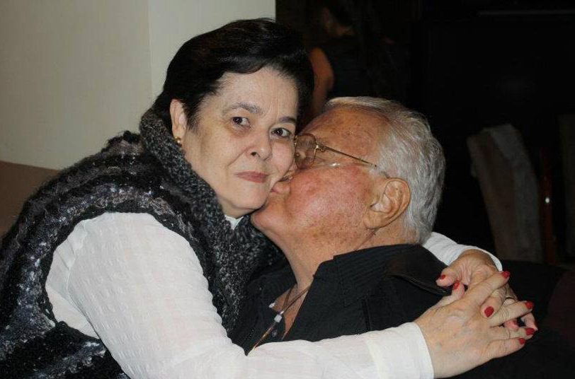 José Miguel Castro Echeverría y Gloria Lacner Guier tuvieron un matrimonio de 56 años, cultivando en sus hijos valores como el amor al prójimo y la ayuda social.